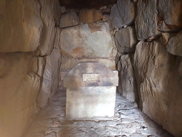 中山寺古墳/白鳥塚古墳