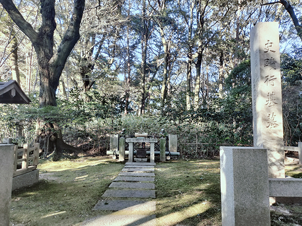 竹林寺 行基の墓